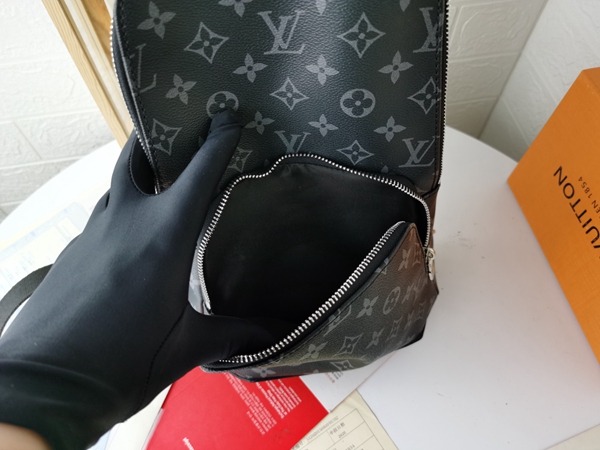 ルイヴィトンバッグ素材ディテール